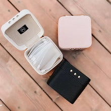 Load image into Gallery viewer, Journey Box Travel Organizer