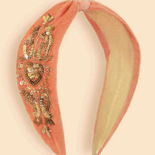 Load image into Gallery viewer, Velvet Embellished Headband