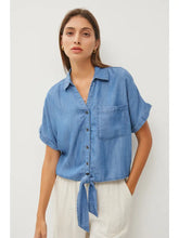 Load image into Gallery viewer, Denim Wash Short Sleeve Front Tie Shirt
