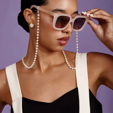 Load image into Gallery viewer, Small Pearl Beaded Glass Chain

