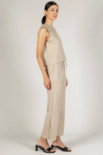 Load image into Gallery viewer, Butter Modal Round Neck Sleeveless Top
