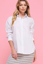 Load image into Gallery viewer, POPLIN BUTTON DOWN LONG SLEEVE COLLAR SHIRT
