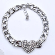 Load image into Gallery viewer, Cz Crystal Heart Cuban Chain  Bracelet
