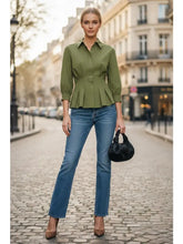 Load image into Gallery viewer, Dart Detail 3/4 Steeve Button Down Blouse
