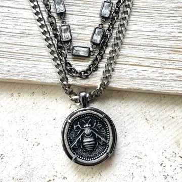 Edgy Glam Compass Necklace Bee