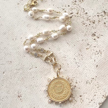 Load image into Gallery viewer, Coin Jewelry Pearl Necklace
