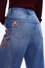 Load image into Gallery viewer, HIGH RISE EMBROIDERED WIDE LEG
