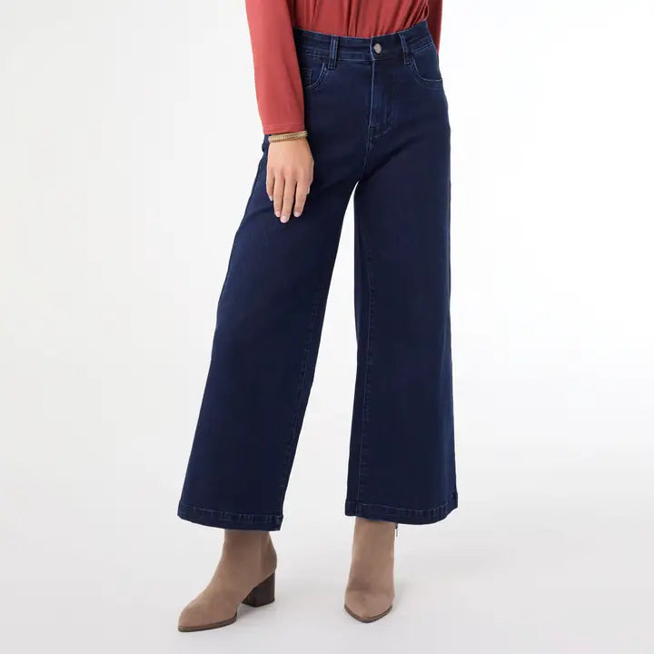 Everstretch Wide Leg Crop