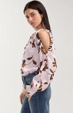 Load image into Gallery viewer, Long sleeve woven blouse w/ button detail
