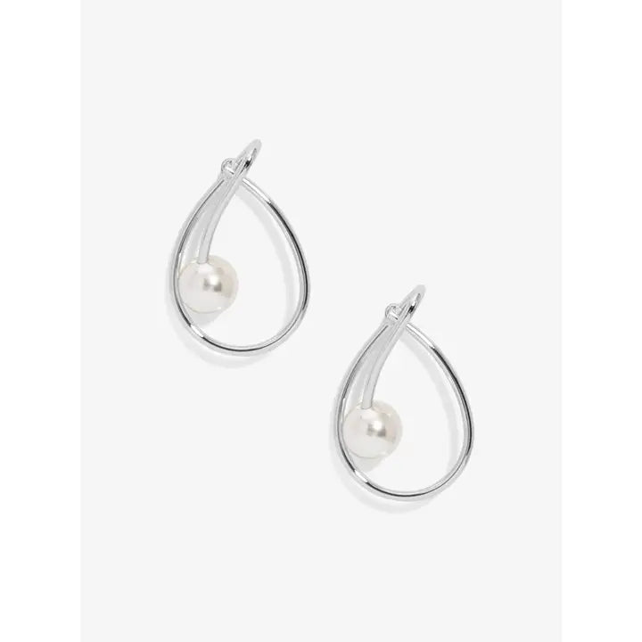 Oval Knotted Pearl Stud Earring