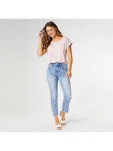 Load image into Gallery viewer, Everstretch Capri with Scalloped Trim
