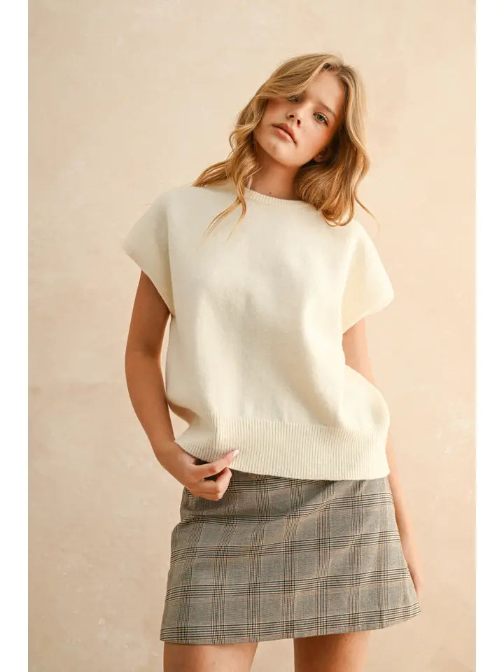 Loose Fit Short Sleeve Sweater Top