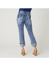 Load image into Gallery viewer, Everstretch Boyfriend Capri Jeans with Contrast Bottom

