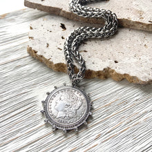 Load image into Gallery viewer, Coin Necklace French Vintage

