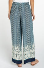 Load image into Gallery viewer, Pull-on palazzo pant
