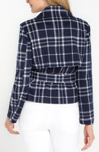 Load image into Gallery viewer, Cropped Trench jacket w/belt
