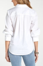 Load image into Gallery viewer, Adjustable Sleeve button front woven top
