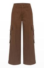 Load image into Gallery viewer, Mid rise cargo wide leg 31' ins
