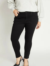 Load image into Gallery viewer, Mid Rise Black Jeans - PLUS Size
