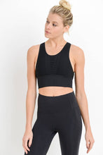 Load image into Gallery viewer, Laser Cut Seamless Sports Bra
