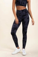 Load image into Gallery viewer, Tie-Dye High Waisted Leggings
