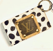 Load image into Gallery viewer, Upcycled Card holder/Key Chain
